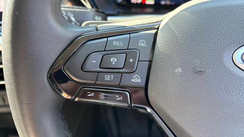 Ford Transit Connect 250 L2 Petrol 1.5 EcoBoost PHEV 150 Limited Van Auto